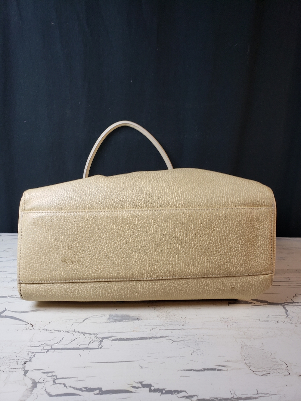 Desmo Vintage Italian Shoulder Bag in Pastel Yellow - Medium Size Bag - Picture 4 of 16